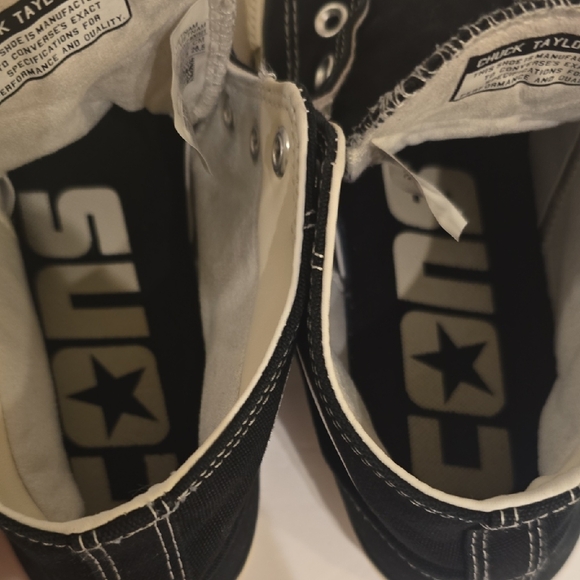 Converse Black and White High-Tops - Picture 12 of 12